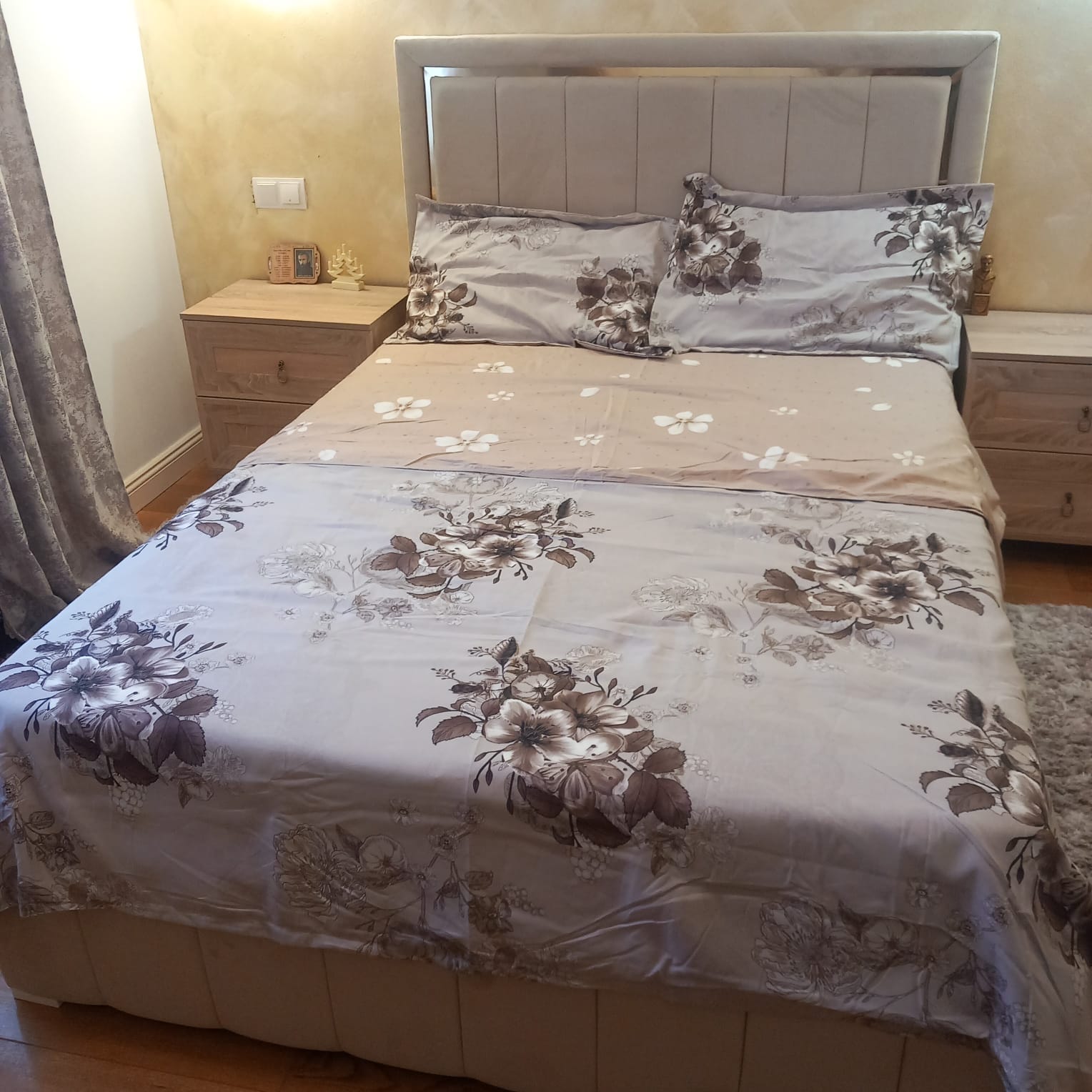 Click to view full screen Pat tapitat Atena 160x200 cm, Bej photo review