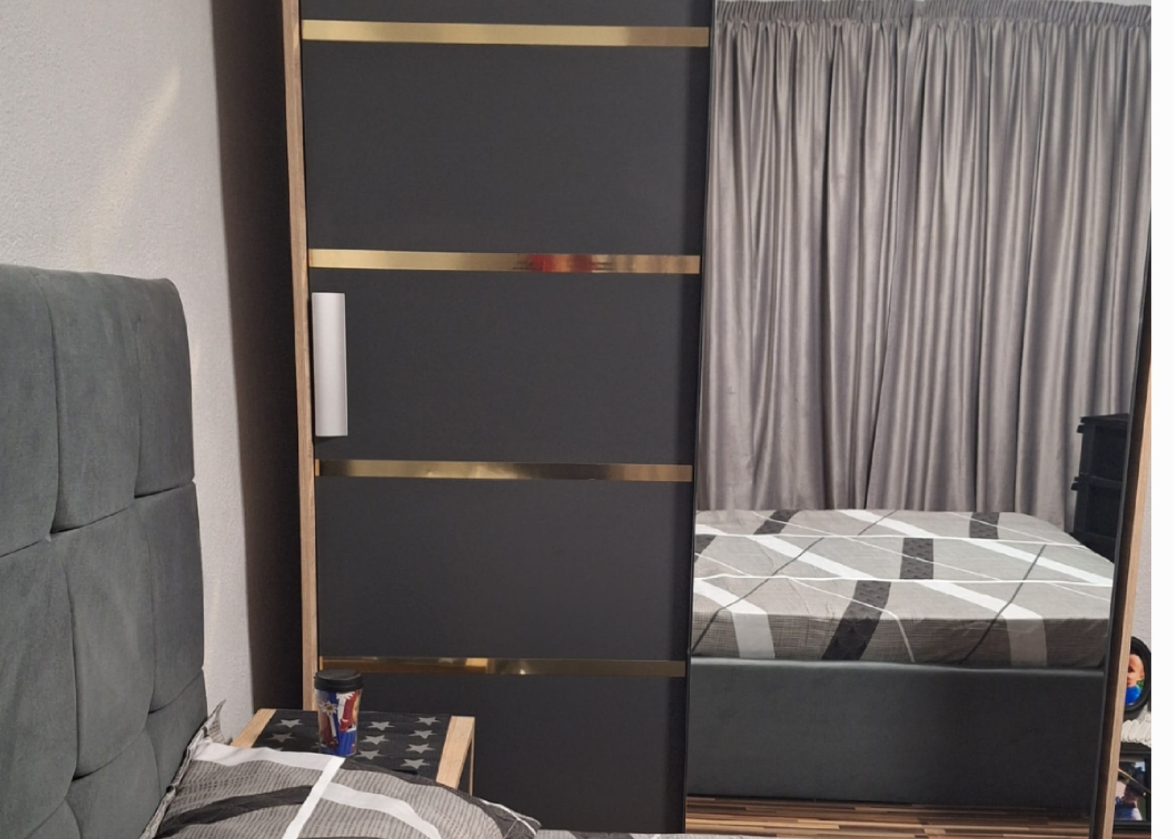 Click to view full screen Dulap dressing Atlantic 2 usi cu oglinda, 150 cm, Gri photo review