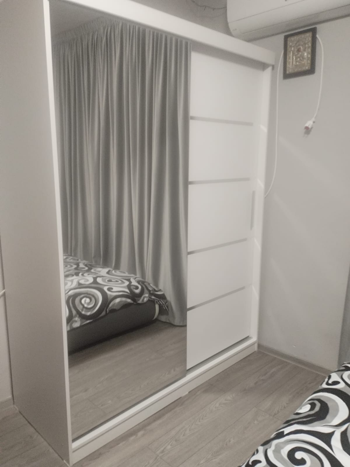 Click to view full screen Dulap dressing Atlantic 2 usi cu oglinda, 150 cm, Alb photo review